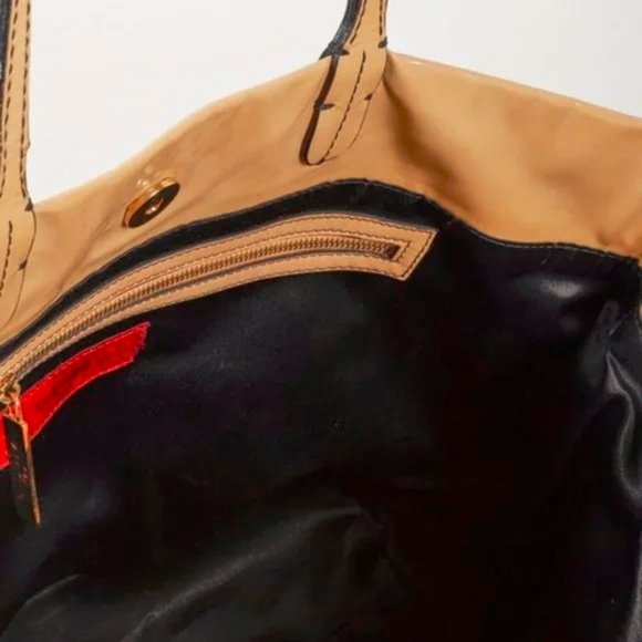 Valentino Garavani Large Lacca Sand Bow Trim Tote - Picture 10 of 11